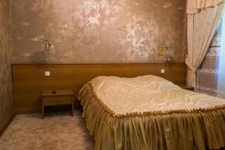 Отель База отдыха  Milograd Двухместный номер с 1 кроватью и собственной ванной комнатой-2