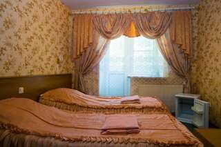 Отель База отдыха  Milograd Двухместный номер с 2 отдельными кроватями и собственной ванной комнатой-3